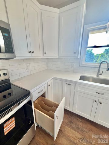 263 C I Chapman Court, Taylorsville, NC 28681