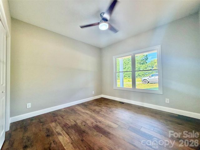 263 C I Chapman Court, Taylorsville, NC 28681