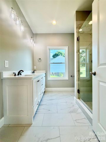 263 C I Chapman Court, Taylorsville, NC 28681