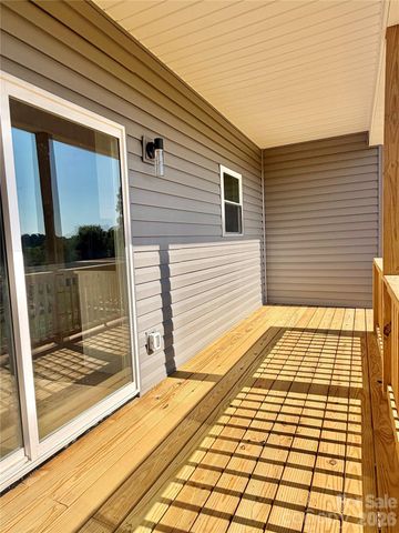 263 C I Chapman Court, Taylorsville, NC 28681
