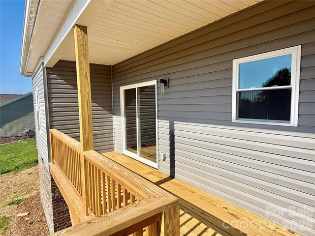 263 C I Chapman Court, Taylorsville, NC 28681