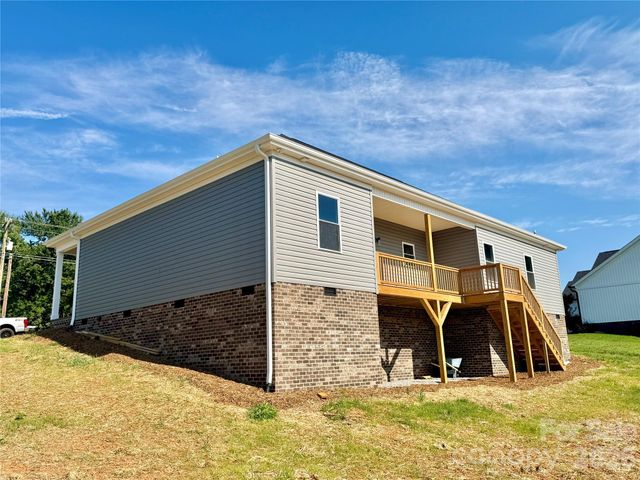 263 C I Chapman Court, Taylorsville, NC 28681