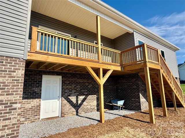 263 C I Chapman Court, Taylorsville, NC 28681