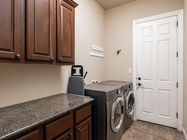 547 Shelf Rock RD, Driftwood, TX 78619