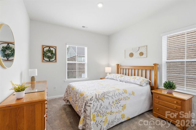 5500 Kinsbridge Drive, Mint Hill, NC 28227