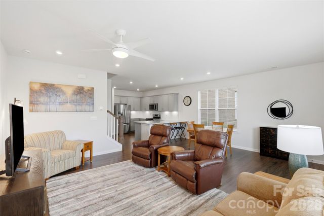 5500 Kinsbridge Drive, Mint Hill, NC 28227