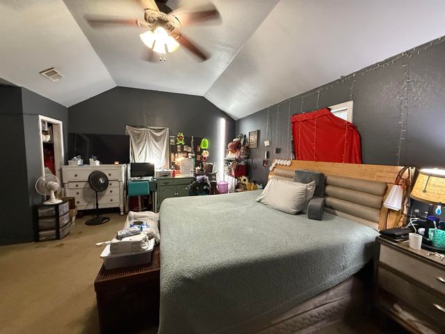 995 FEATHERS CHAPEL DR, Somerville, TN 38068