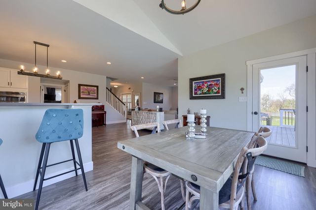 4041 COUNTRY DR, Dover, PA 17315