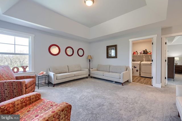 4041 COUNTRY DR, Dover, PA 17315