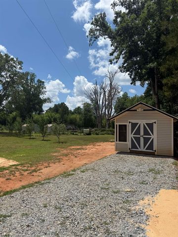 309 Henderson Rd, Chesnee, SC 29323