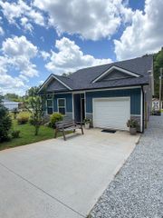 309 Henderson Rd, Chesnee, SC 29323