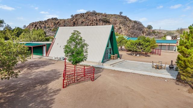 819 Webster, Fort Davis, TX 79734