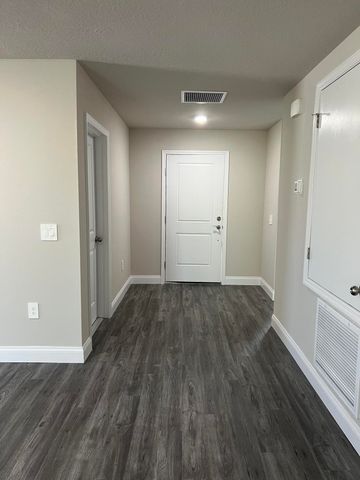 838 San Filippo Drive SE, Palm Bay, FL 32909