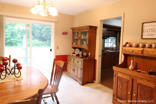 37 S Bear Lake Road, Muskegon, MI 49445