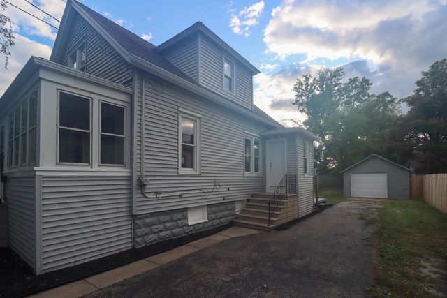 6200 31st AVENUE, Kenosha, WI 53142