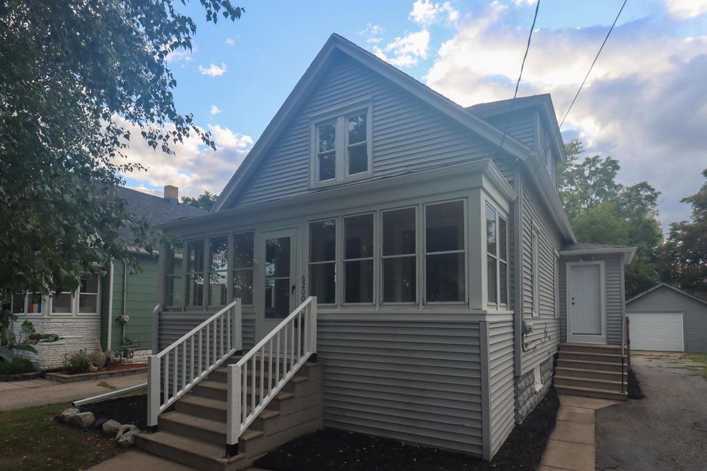 6200 31st AVENUE, Kenosha, WI 53142