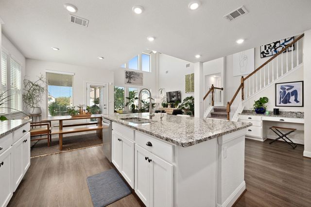220 Birkshire DR, Georgetown, TX 78626