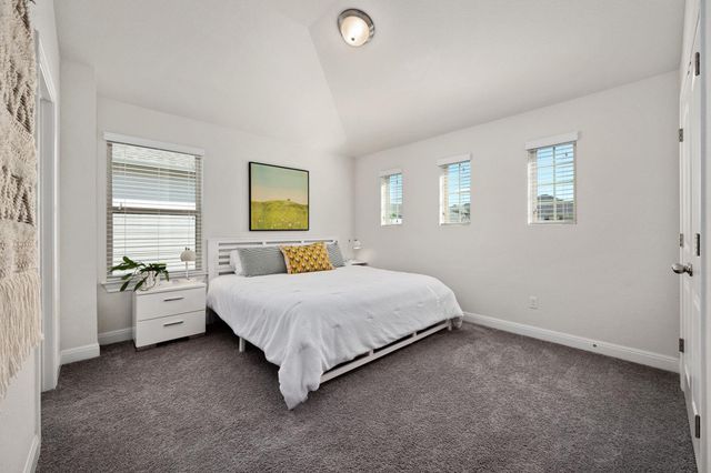 220 Birkshire DR, Georgetown, TX 78626