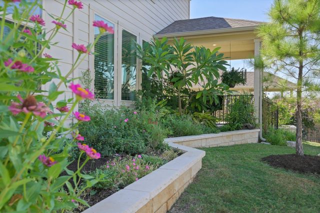 220 Birkshire DR, Georgetown, TX 78626