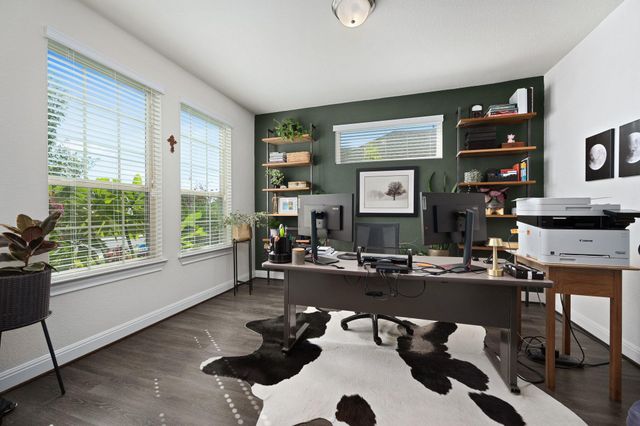 220 Birkshire DR, Georgetown, TX 78626
