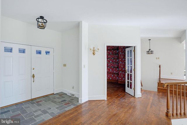 9 MCCORMICK DR, Hockessin, DE 19707