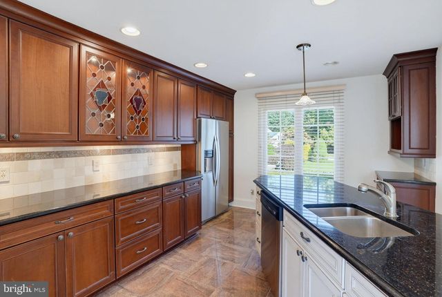 9 MCCORMICK DR, Hockessin, DE 19707