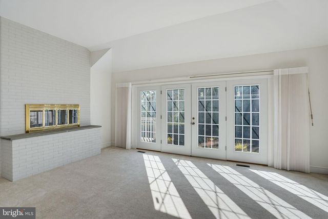 9 MCCORMICK DR, Hockessin, DE 19707