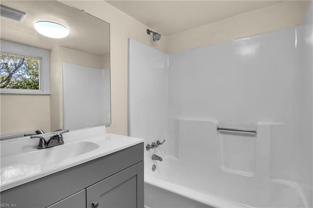 1528 Elm AVE, Portsmouth, VA 23704