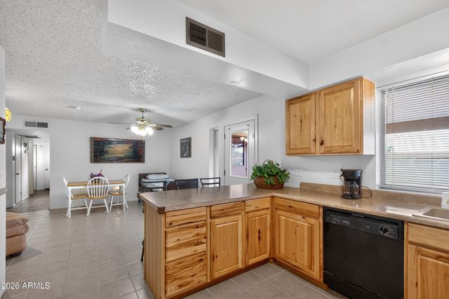 242 N 87th Place, Mesa, AZ 85207