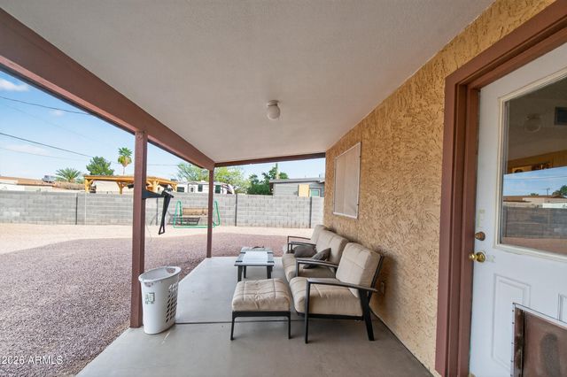 242 N 87th Place, Mesa, AZ 85207