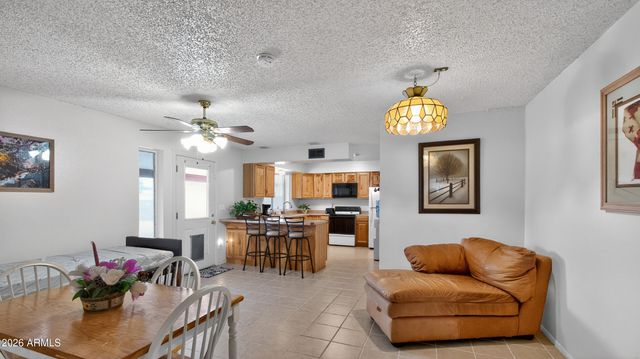 242 N 87th Place, Mesa, AZ 85207