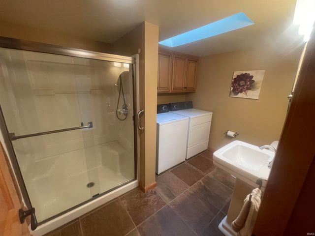 1939 N 25 North Highway, Logansport, IN 46947