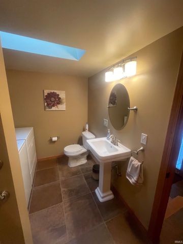 1939 N 25 North Highway, Logansport, IN 46947