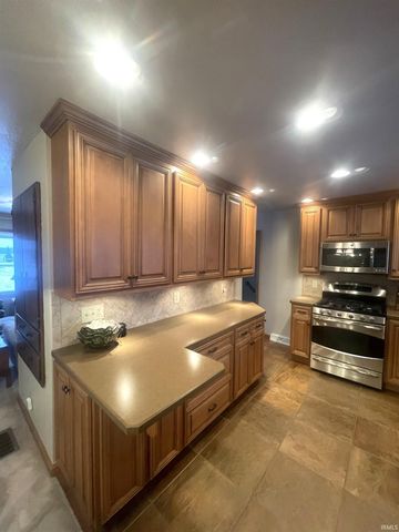 1939 N 25 North Highway, Logansport, IN 46947