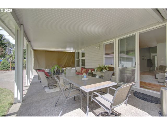 15811 Ne 180TH St, Brush Prairie, WA 98606
