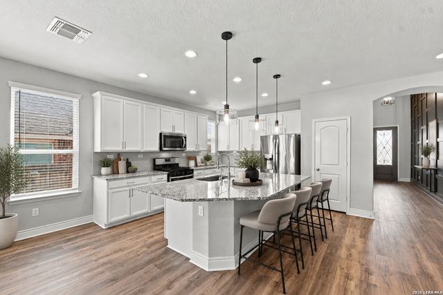 2190 KISKADEE DR, New Braunfels, TX 78132