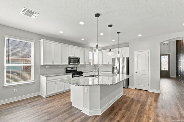 2190 KISKADEE DR, New Braunfels, TX 78132