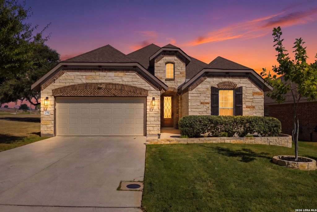 2190 KISKADEE DR, New Braunfels, TX 78132