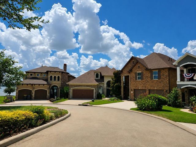 12367 Pebble View Drive, Conroe, TX 77304
