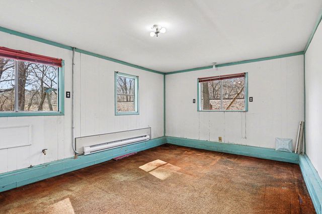 100 Westwood Street, Hillsdale City, MI 49242