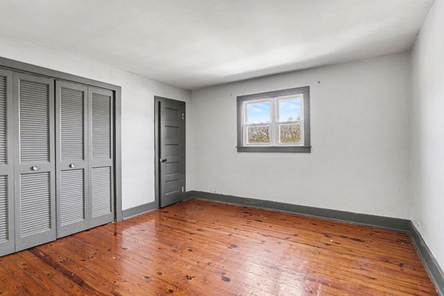 100 Westwood Street, Hillsdale City, MI 49242