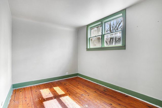 100 Westwood Street, Hillsdale City, MI 49242