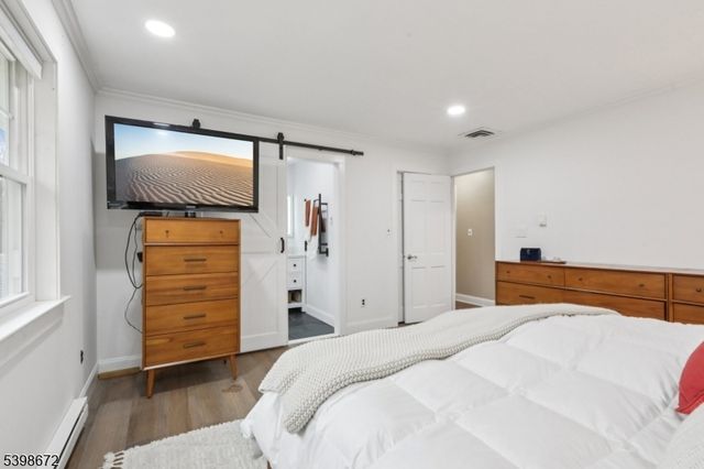 22 Cooper Ln, Chester Twp., NJ 07930