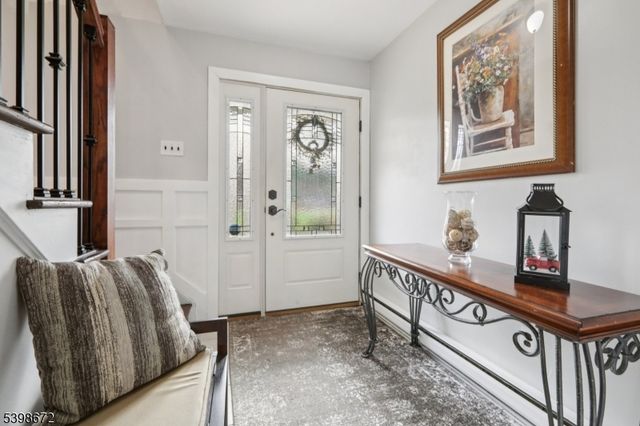 22 Cooper Ln, Chester Twp., NJ 07930