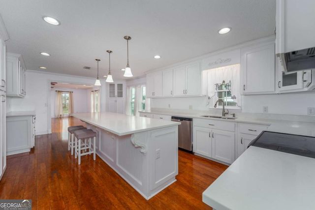 701 Van Streat, Nicholls, GA 31554