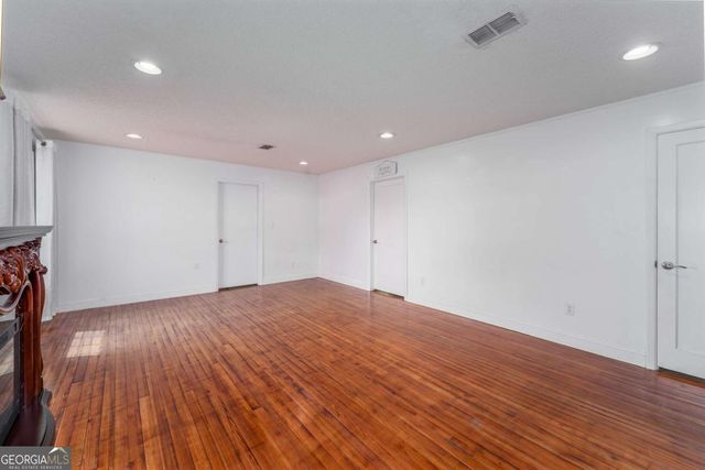 701 Van Streat, Nicholls, GA 31554