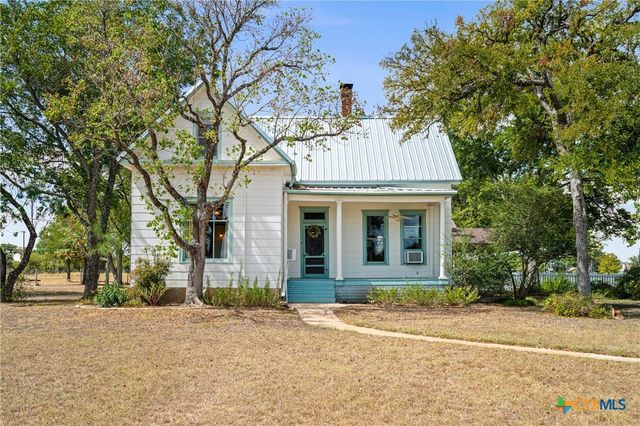 105 Davis Drive, Thorndale, TX 76577