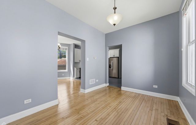 3726 W Mclean Avenue, Chicago, IL 60647