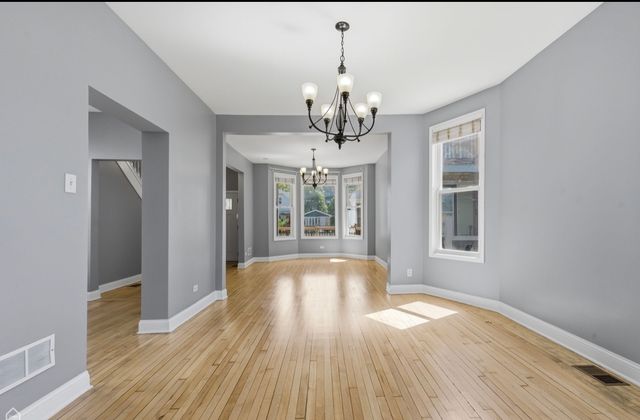 3726 W Mclean Avenue, Chicago, IL 60647