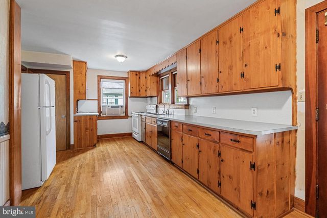 718 E MAIN ST, Middletown, MD 21769